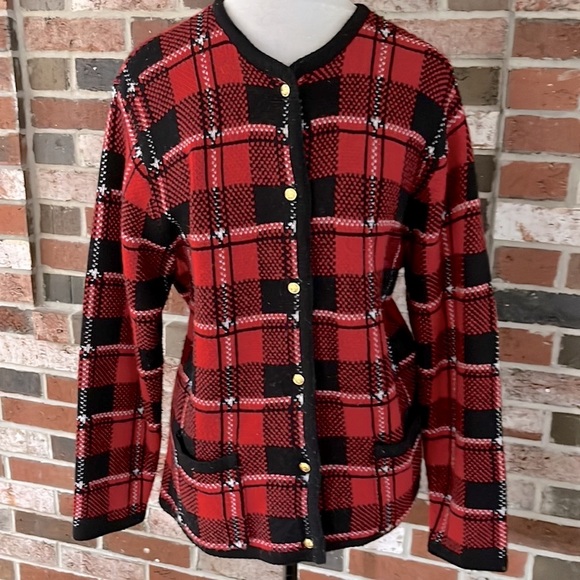 CLASSIC ELEMENTS Red Tartan Cardigan Plaid Sweater NWOT - Picture 4 of 11